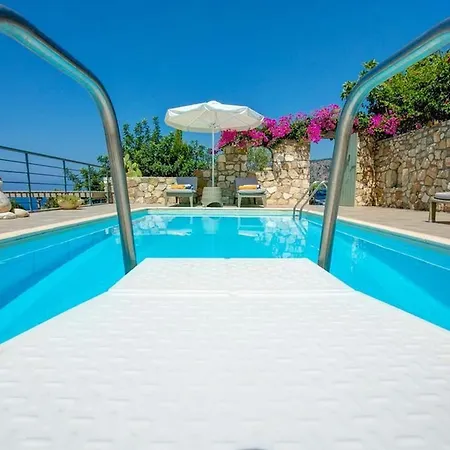 Wonderful Kefalonia Lenalee 2 Bedrooms Seafront Spectacular Sea Views Spacious Sun Terrace Private Outdoor Pool Assos * Asos